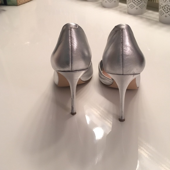 Silver Leather Steve Madden Pump Worn Once 9 - Picture 3 of 4