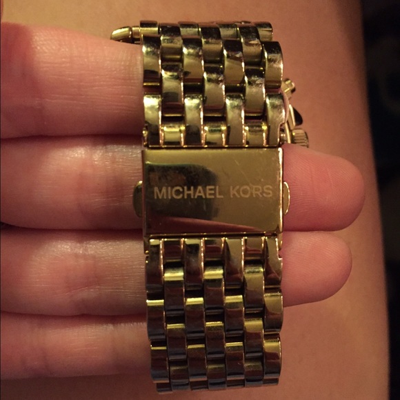 Michael Kors Gold Watch - Picture 3 of 4