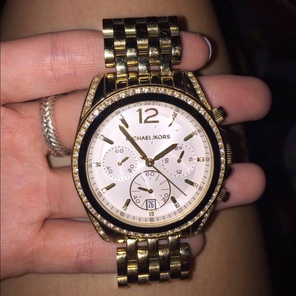 Michael Kors Gold Watch - Picture 4 of 4