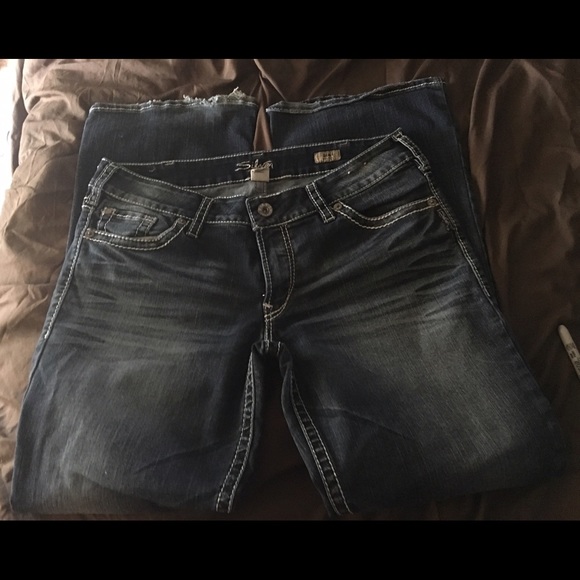 3).  Women's Silver Jeans