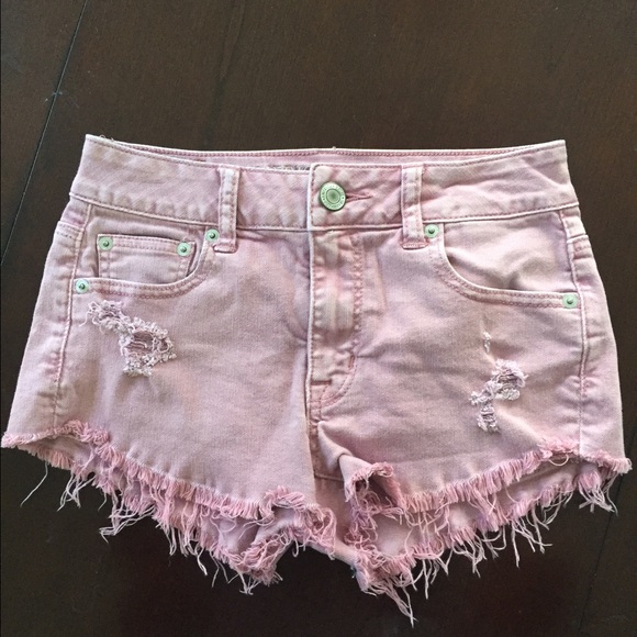 American Eagle distressed shorts