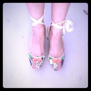 Coach wrap up wedges