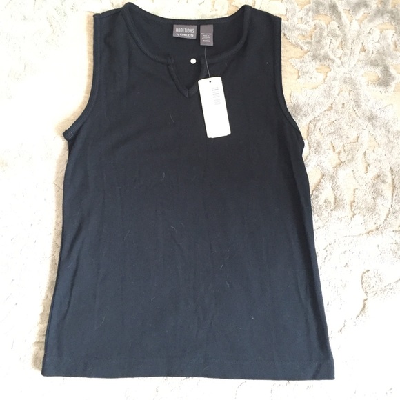 NWT Chico's Additions size 0 sleeveless black top.