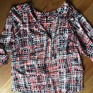 3X Henley button blouse Navy/Pink