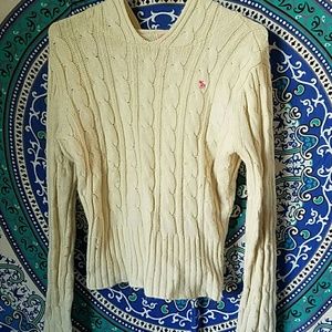 SOLD ❌Abercrombie & Fitch sweater