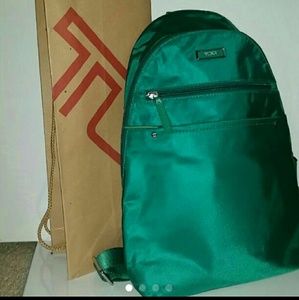 SOLD Tumi Nylon Slingpack/backpavk