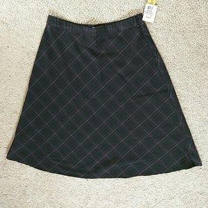 🆕 New skirt with tags on