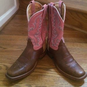 special edition Tony Lama cowgirl boots