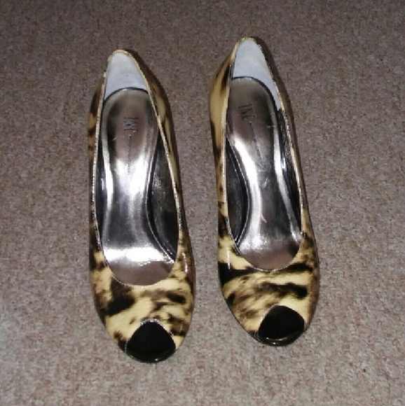 INC shoes open toe