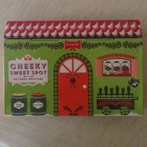 Benefit Cheeky Sweet Spot Blush set.