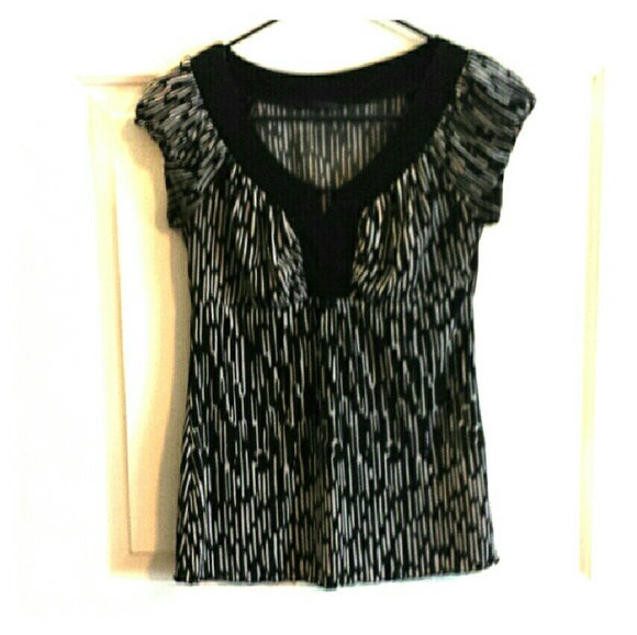 Black and White Top