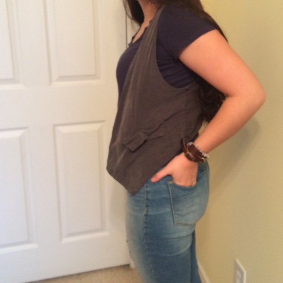 American Eagle outfitters soft vest - Picture 1 of 4