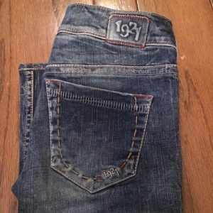 1921 jeans!