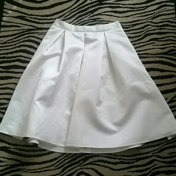 Express Midi Full Skirt