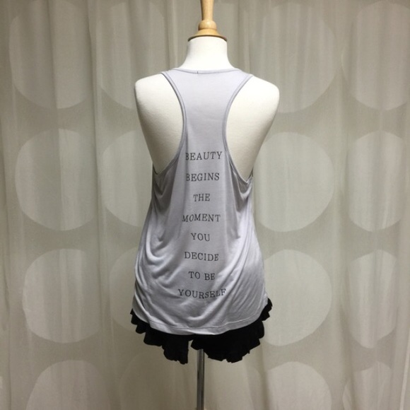SALE! 🆕Gray Tank-Beauty Begins the Moment U.. - Picture 3 of 4