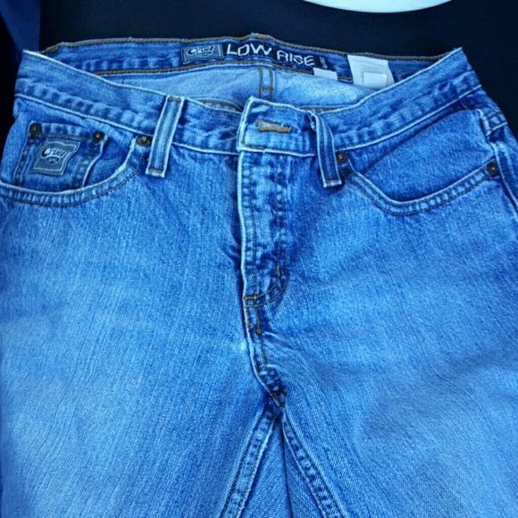 Cruel girl low-rise jeans