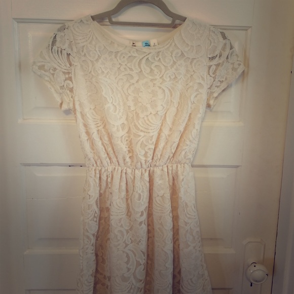 Francesca's dina be lace dress