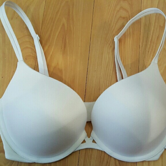 Victoria's Secret Very Sexy Pushup bra Size 32 DD