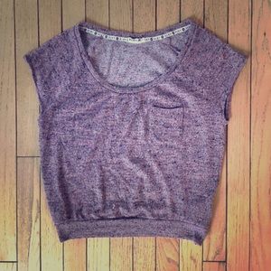 EFFORTLESS ROXY TOP~ PERFECT FOR ANY SEASON!