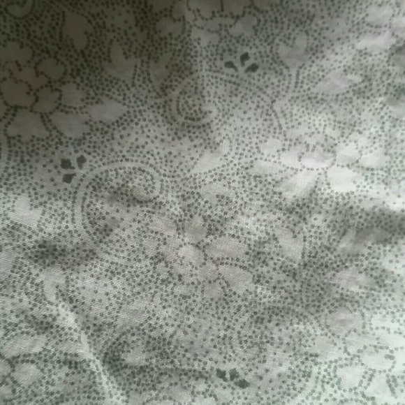 Blouse - Picture 3 of 4