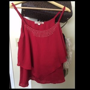 I have so much clothes I don't need/wear anymore