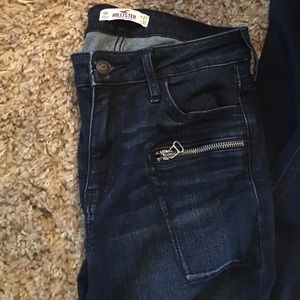 Dark blue Hollister skinny jeans