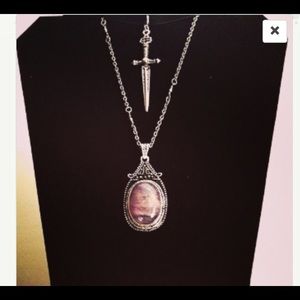 Dagger Velvet Choker