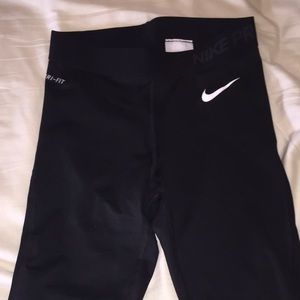 Nike Pro Capri