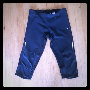 NIKE dri fit capris