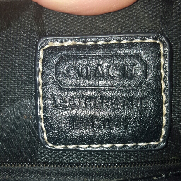 *** Authentic Coach Purse *** - Picture 4 of 4