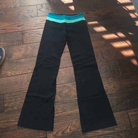 ❗️sold❗️Lululemon REVERSIBLE Astro yoga pant