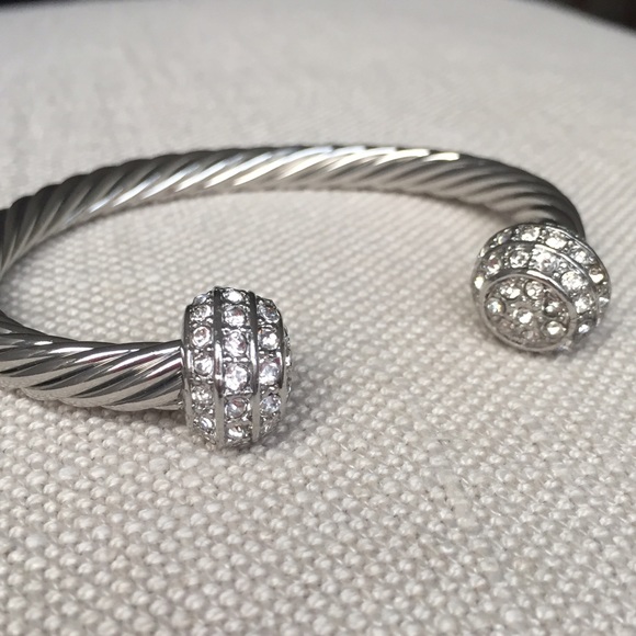 *SALE* Banana Republic silver rope bangle bracelet