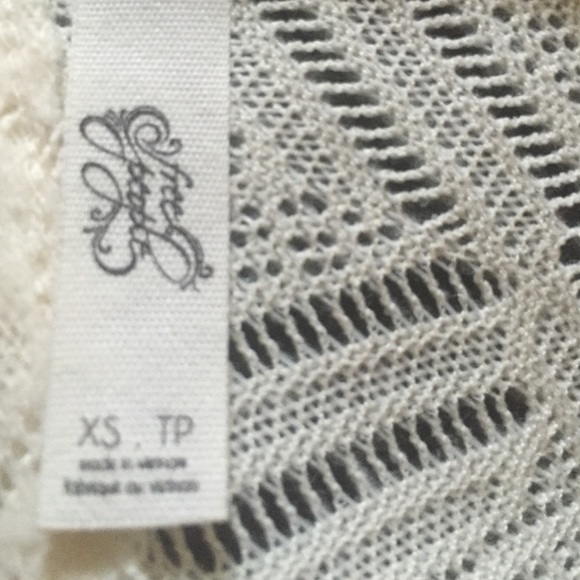 FREE PEOPLE OPEN BACK LACE SHIRT - Picture 2 of 4