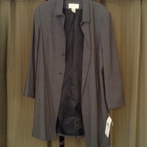 Blazer - Picture 1 of 3