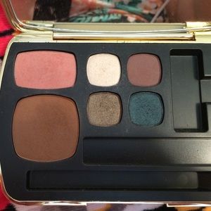 Bare Minerals Light Show