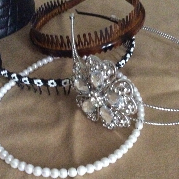 Headbands - Picture 2 of 3