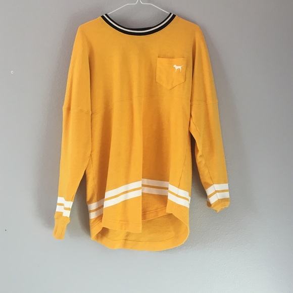 ❌SOLD❌long-sleeved crew