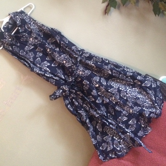 Bottom down light womens dress