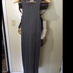 I have so much clothes I don't need/wear anymore