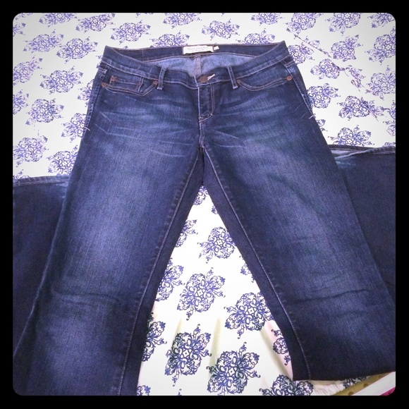 Abercrombie & Fitch Dark wash jeans
