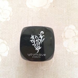 younique mineral pigment