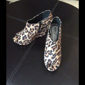 Leopard Print Peep Toe Wedge