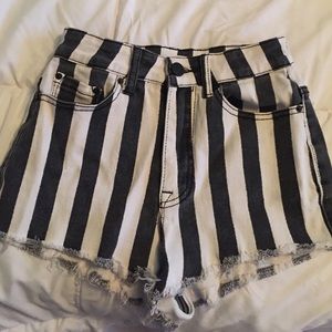 BDG high-waisted black & white shorts