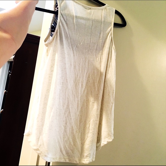 📮SOLD📮!!!Tribal lucky brand tank - Picture 3 of 4