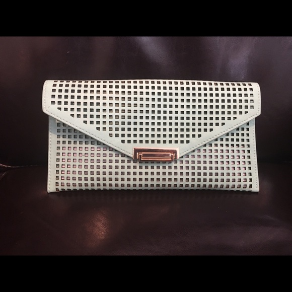 🔺Mint Green Clutch🔺