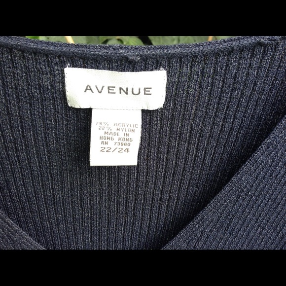 Sweater - Picture 2 of 2