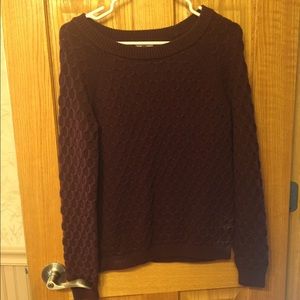 Maroon thick sweater