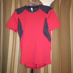 Men's red running tee NWOT