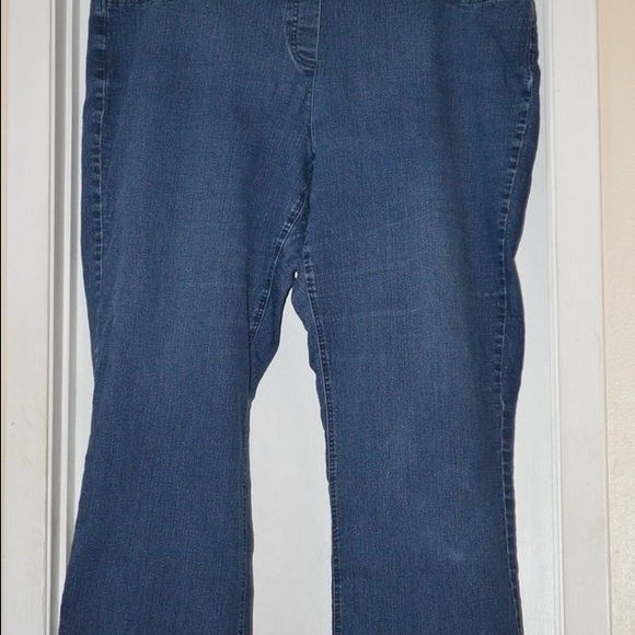 Alfred Dunner Blue Jeans!  Size 20W - Picture 1 of 2