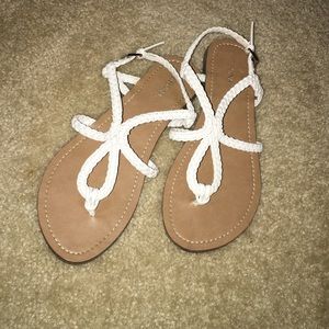 ON SALE WAS $12 LIKE NEW❤️Merona sandals